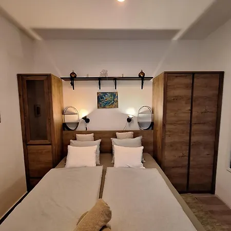 Republic5 Garden Wellness