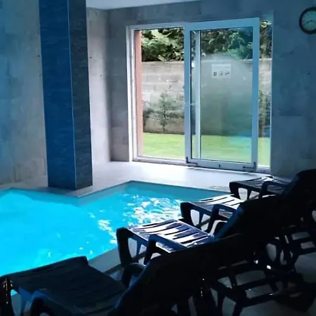 Republic5 Garden Wellness Apartament Siófok