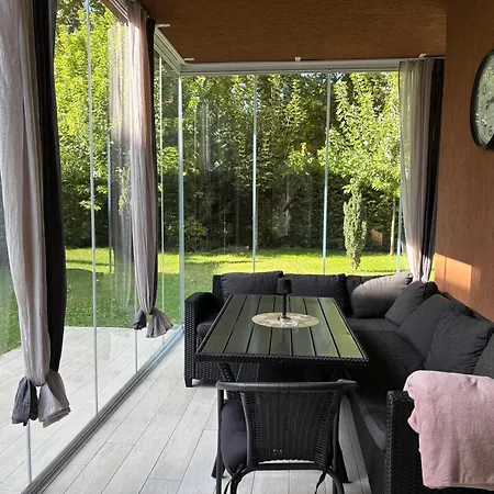Republic5 Garden Wellness Apartament
